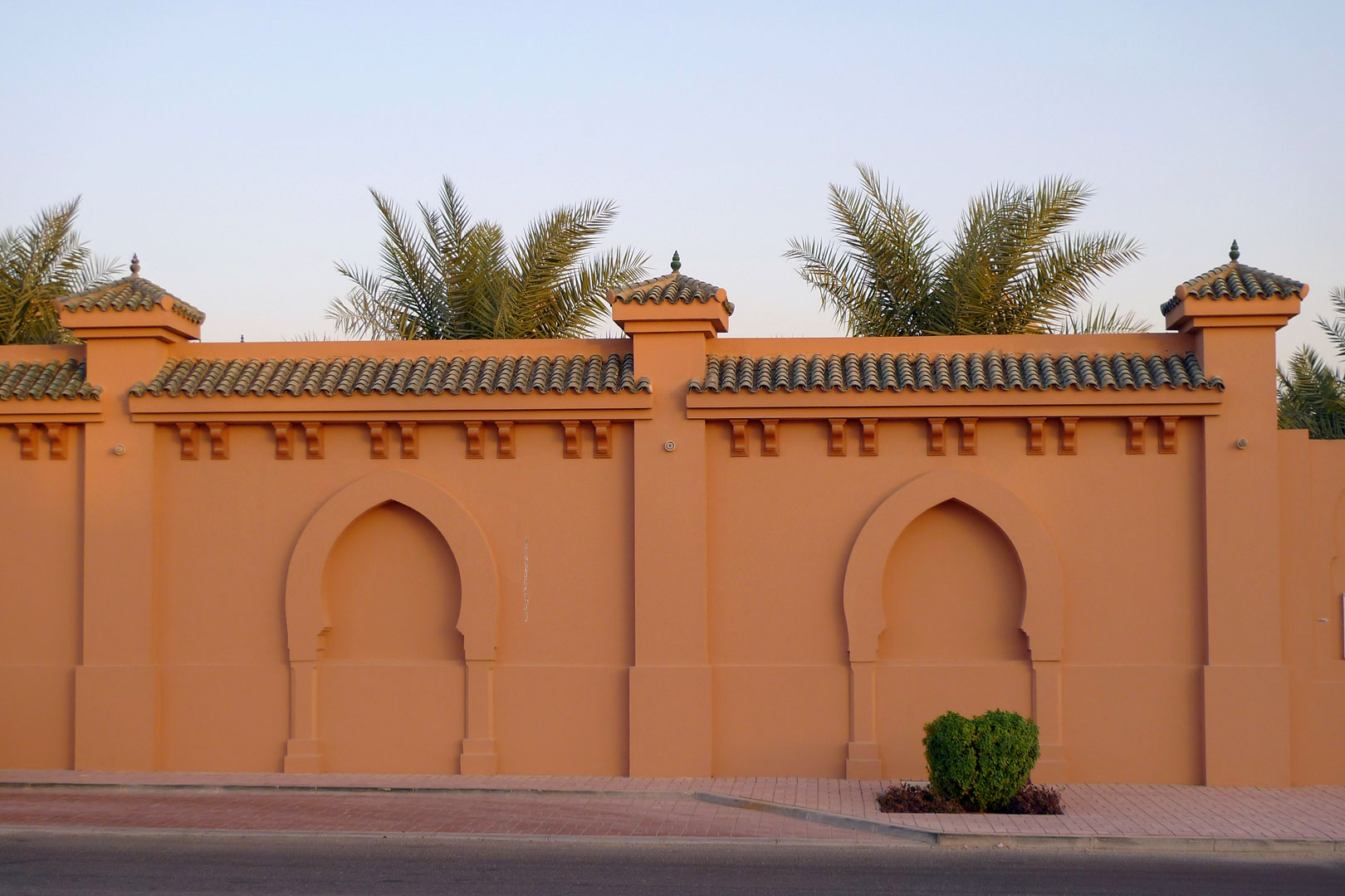 Boundary Wall – Arabic Design