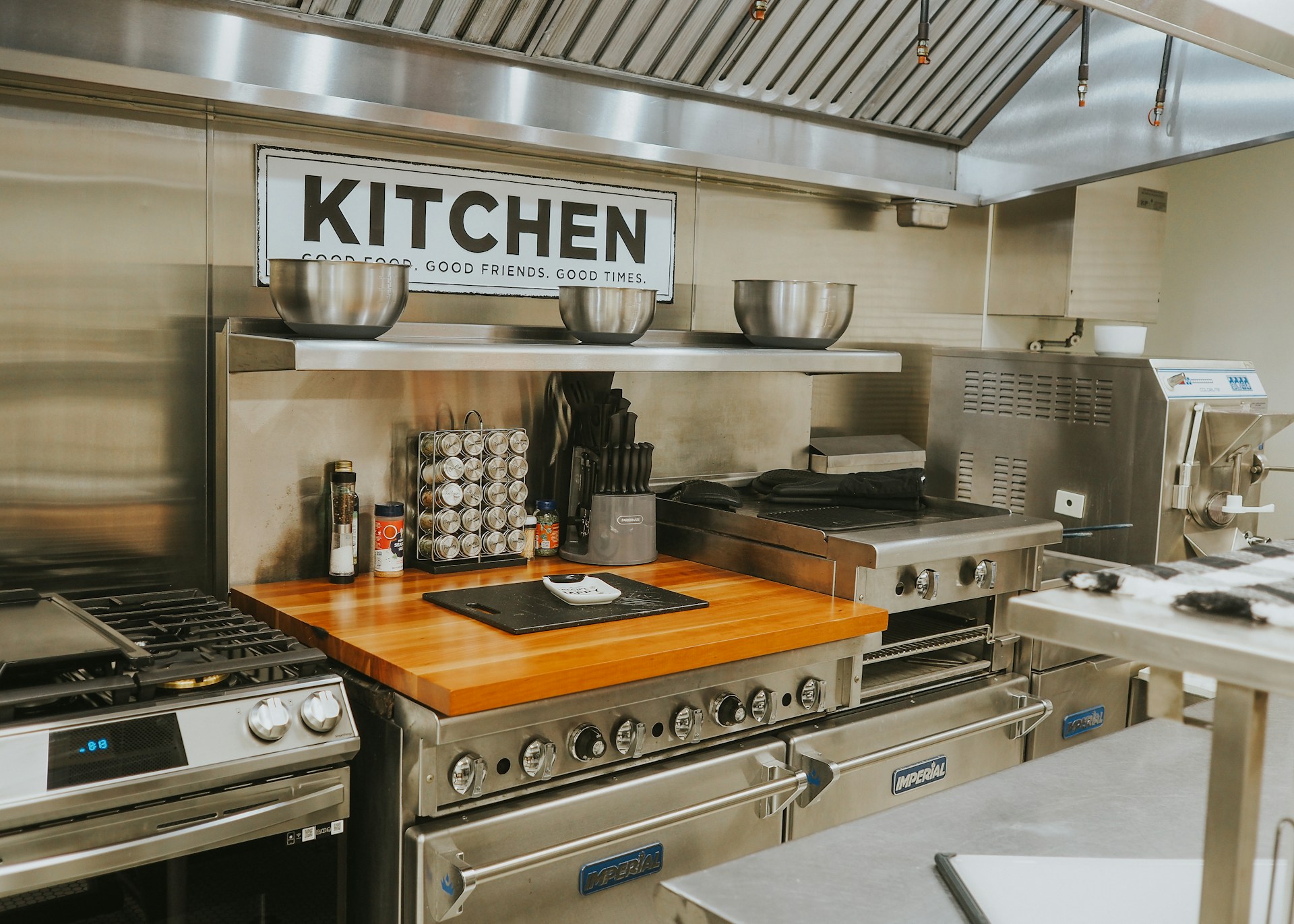 How to Design a Commercial Kitchen That Meets IBC and Health Codes