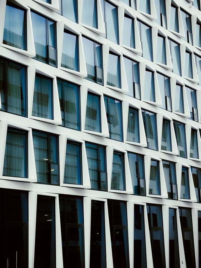 Energy-Efficient Building Envelope Design for Commercial Properties