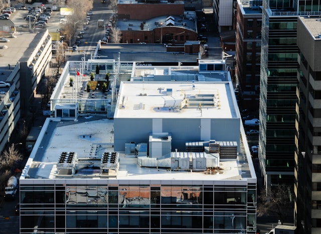 Roofing Materials and Fire Ratings for Commercial Buildings